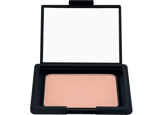 Solange Der Vorrat Reicht Compact Bronzer Vitamin E Nr. 53