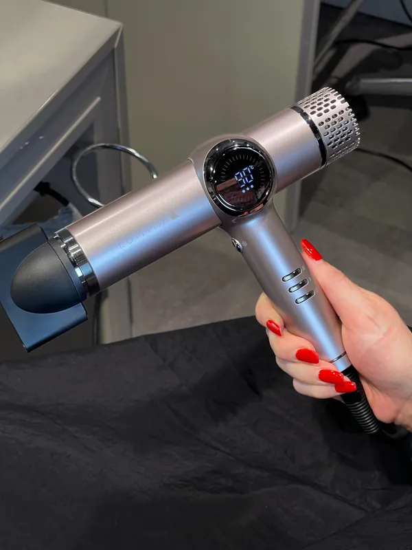 Efalock LUMYNA High-Speed Hairdryer (Föhn) Versand Am Gleichen Tag