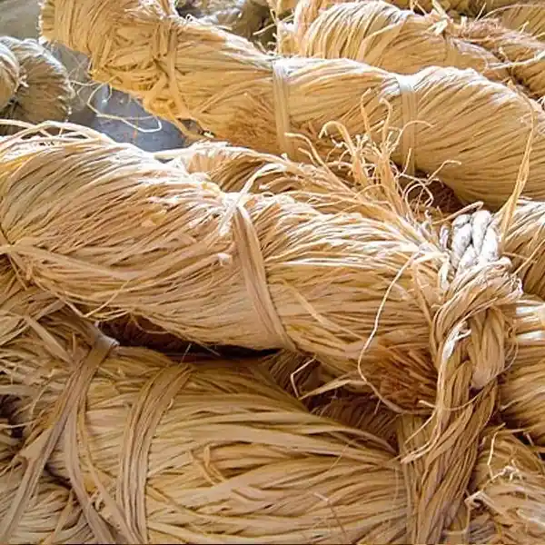 Natural plant raffia from Madagascar Letzte Chance