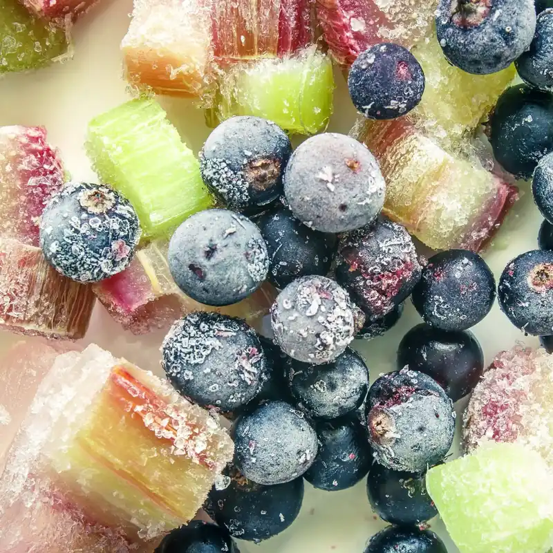 Nur Für Kurze Zeit Rhubarb blueberry - Candle fragrance oil