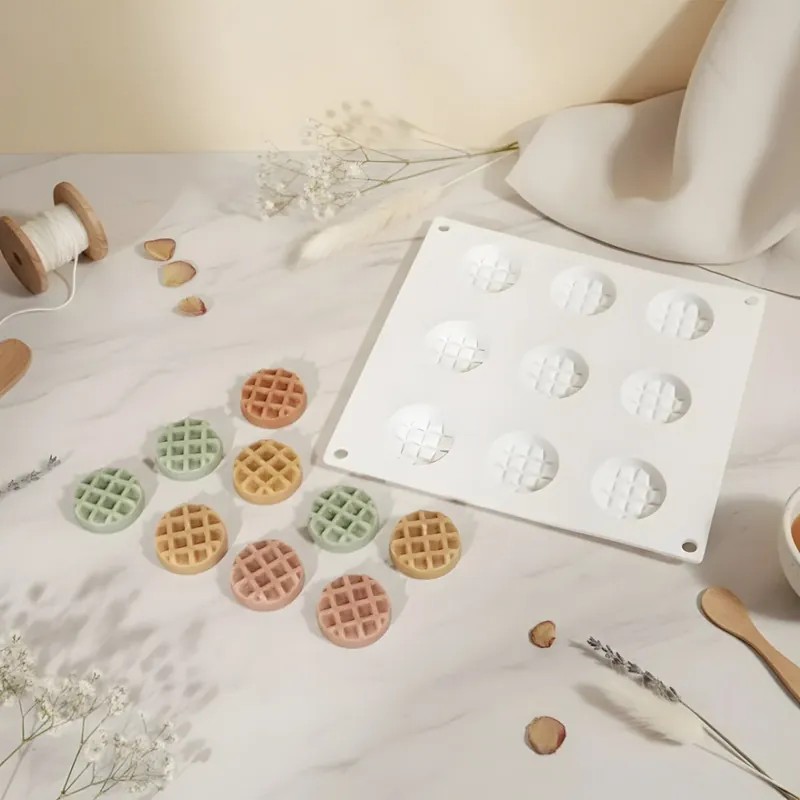 Must-Have Small waffles decoration mould - Silicone